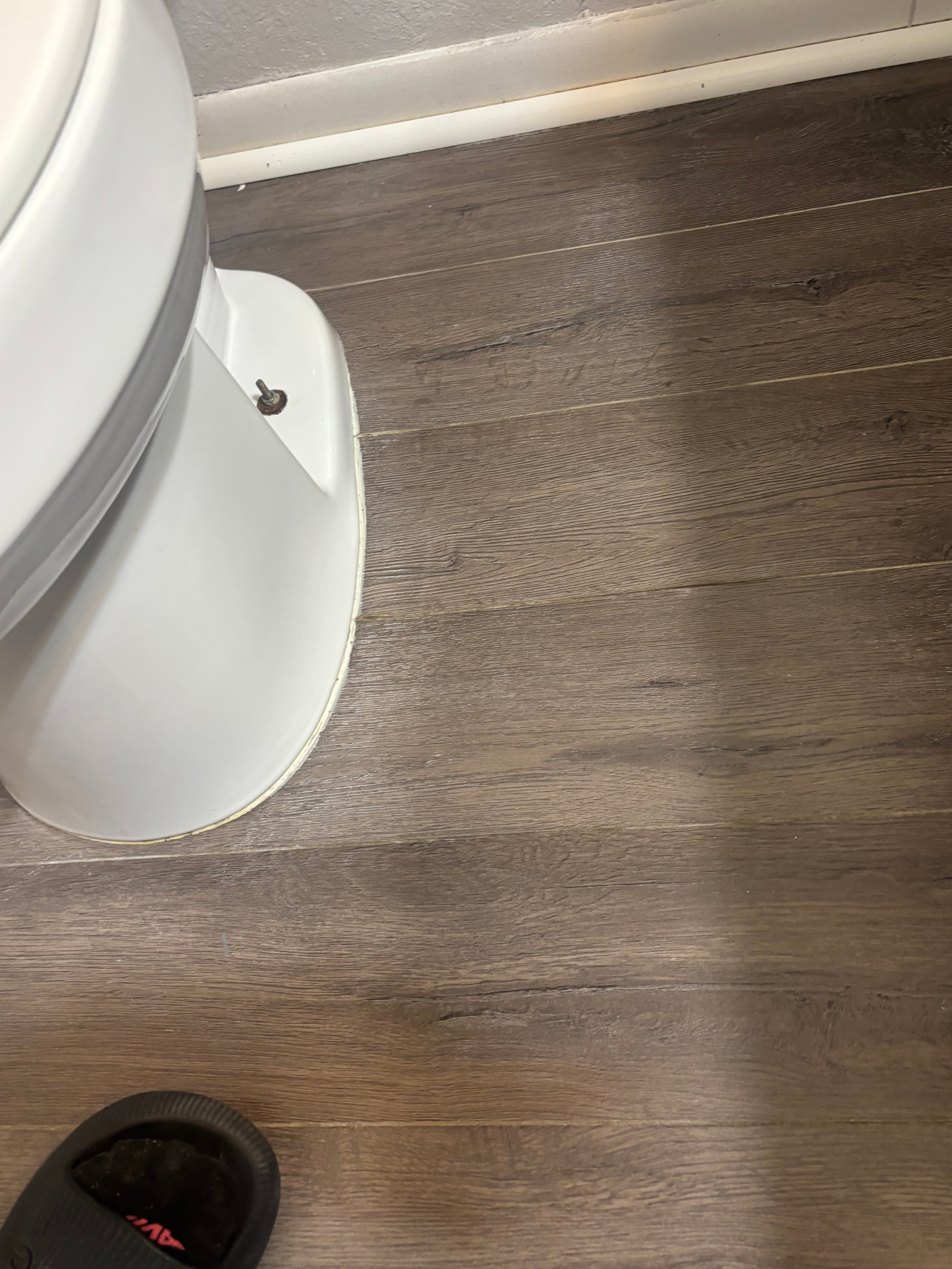 Clean bathroom floor after NorthStar cleaning