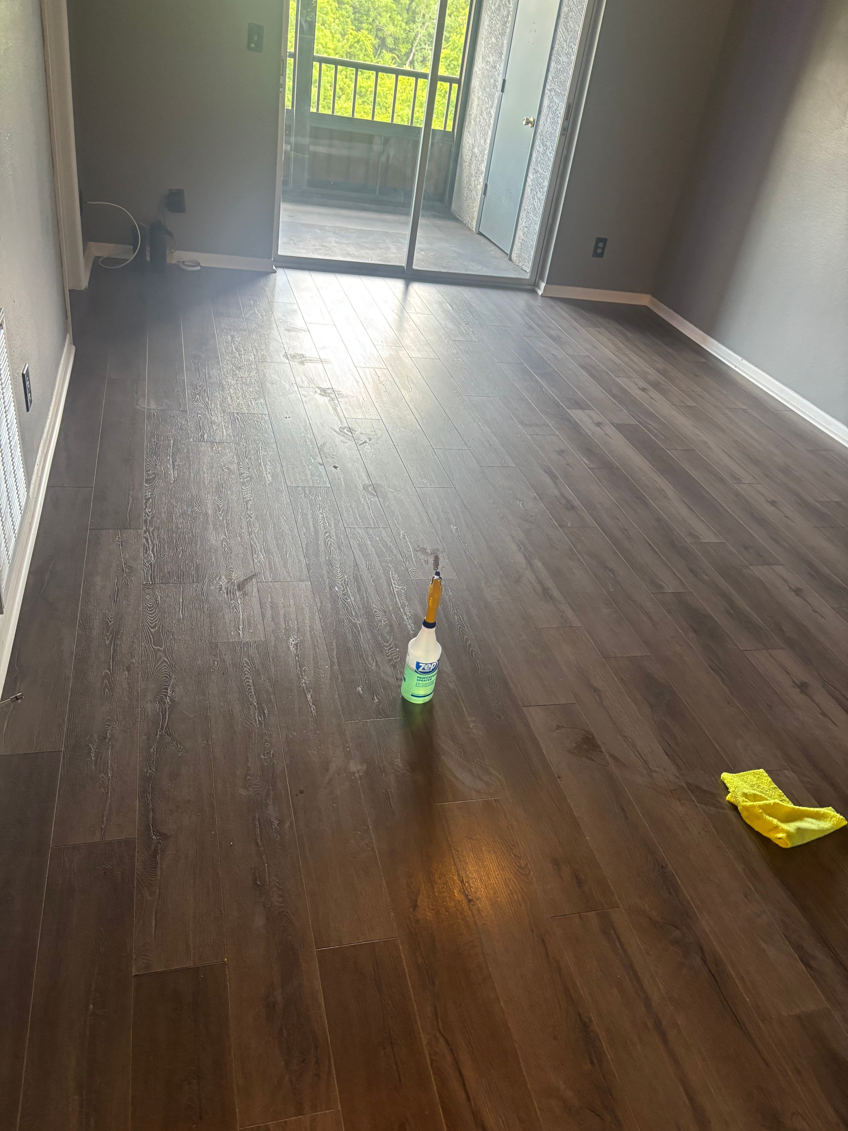 Spotless room with gleaming floors after NorthStar clean
